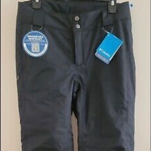 Woman’s Columbia Bugaboo Black Onmitech waterproof ski pants Medium Short.